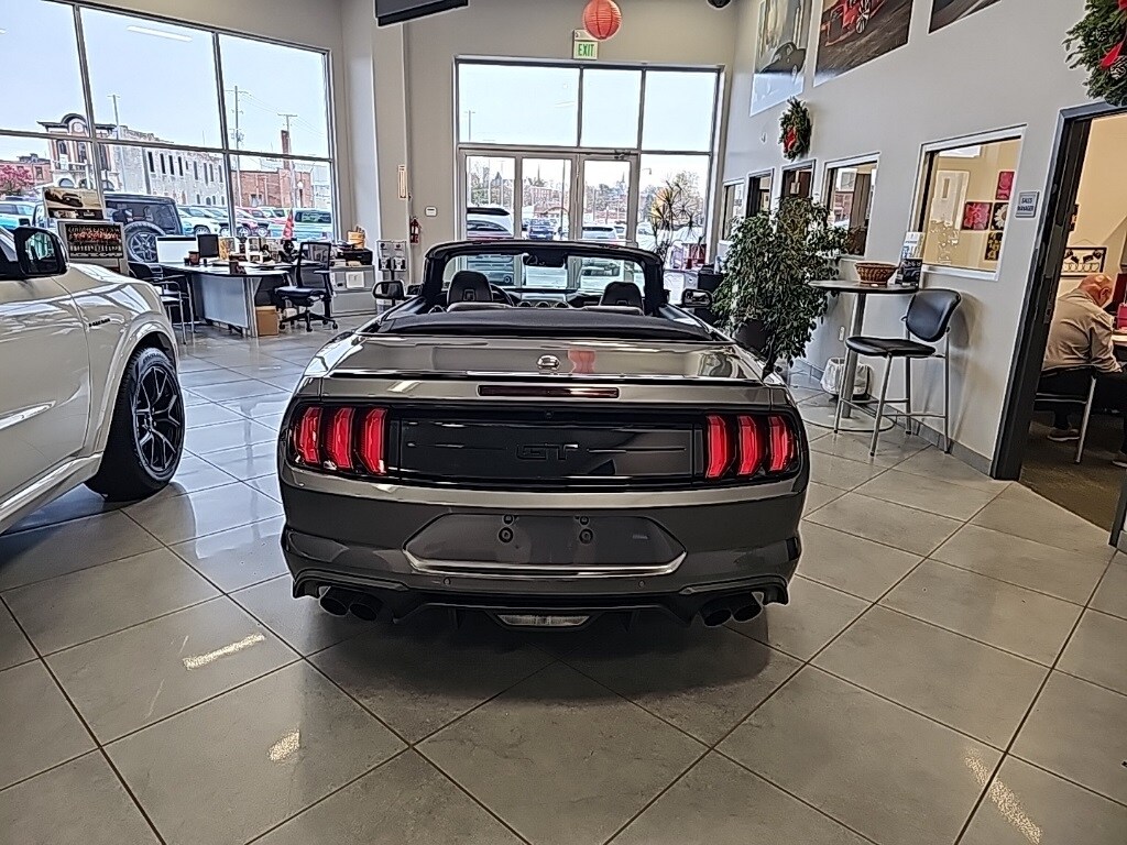 2021 Ford Mustang GT Premium Convertible photo 3