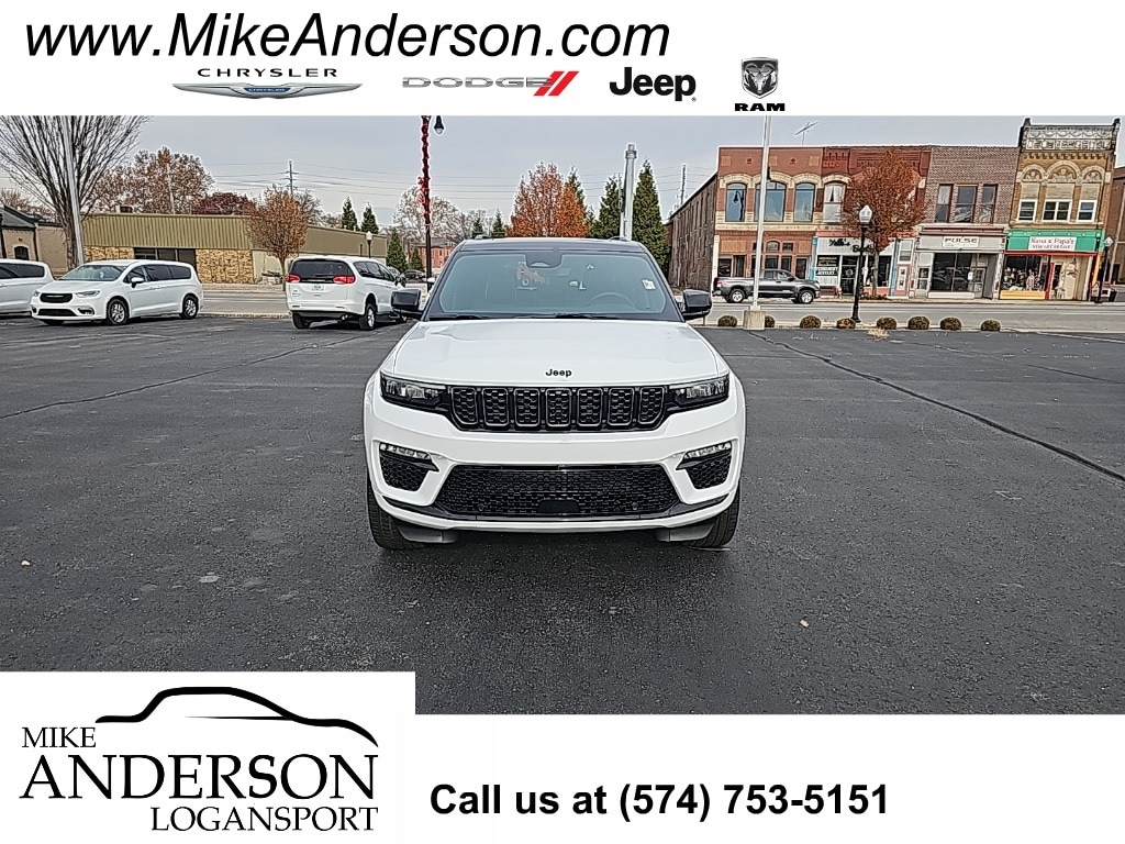 2025 Jeep Grand Cherokee Summit's photo