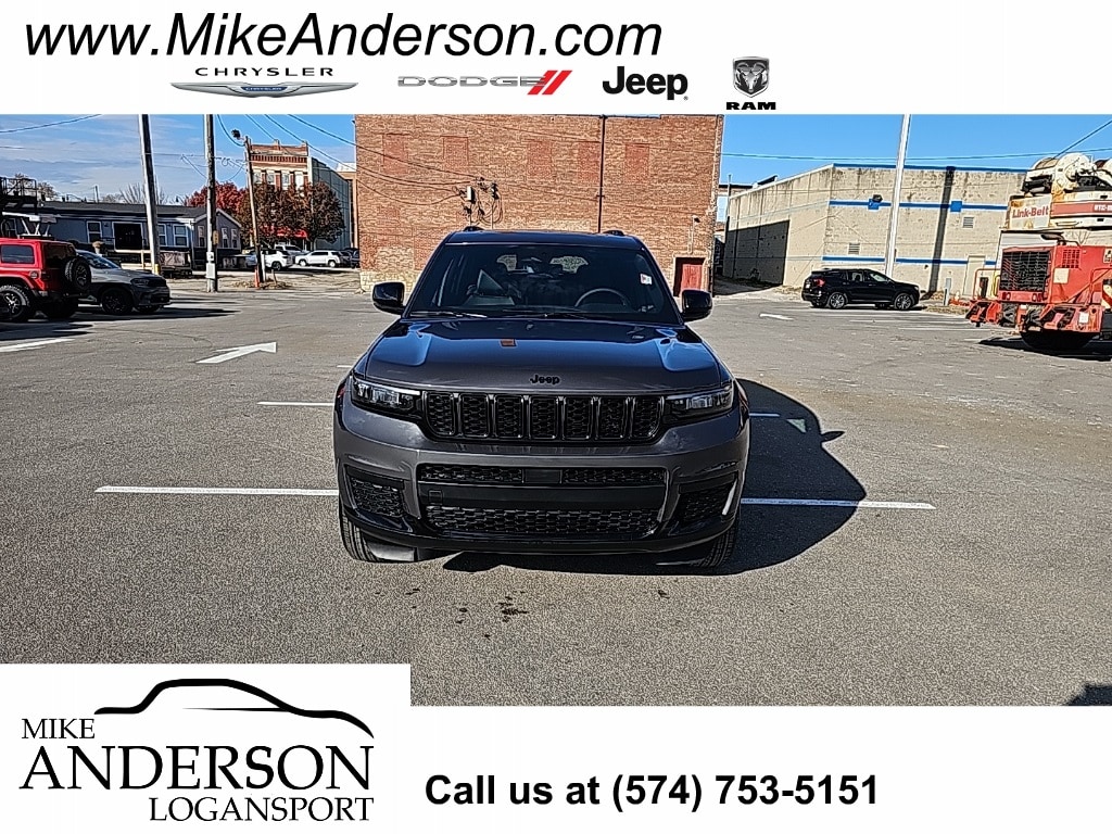 2025 Jeep Grand Cherokee L Altitude's photo