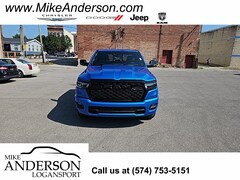 2025 Ram 1500 BIG HORN CREW CAB 4X4 5'7 BOX Pickup