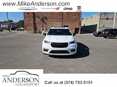 2026 Chrysler Pacifica LIMITED Passenger Van