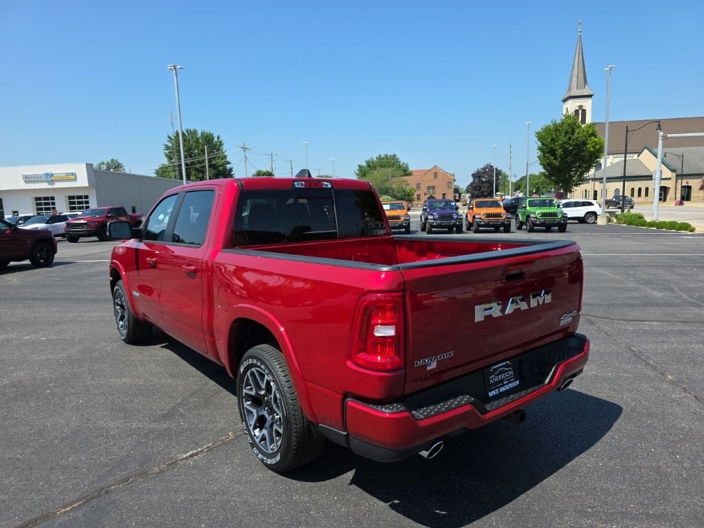 New 2026 Ram 1500 LARAMIE CREW CAB 4X4 5'7 BOX Pickup