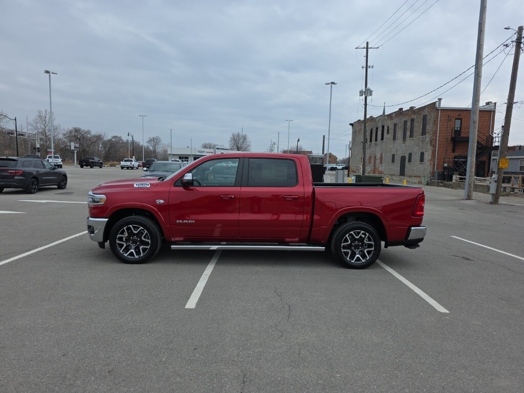 New 2026 Ram 1500 LARAMIE CREW CAB 4X4 5'7 BOX Pickup