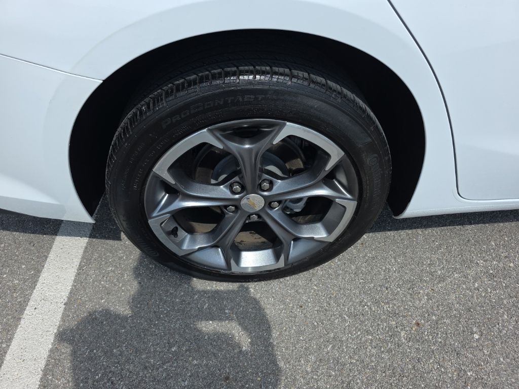 2024 Chevrolet Malibu 1LT - Photo 12