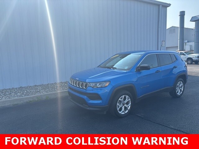 2025 Jeep Compass Sport photo 3