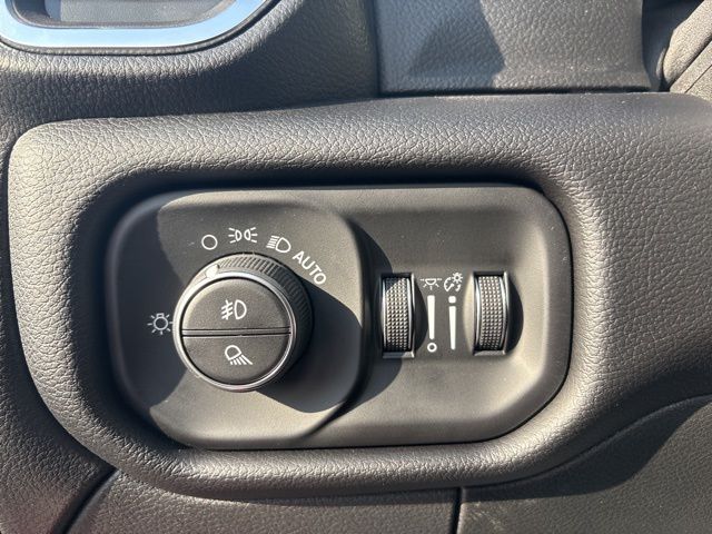 2026 RAM 2500 Laramie - Photo 17