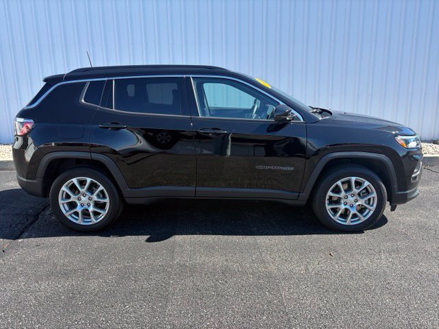 Used 2024 Jeep Compass Latitude Lux SUV