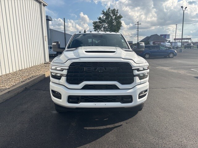 2026 Ram 2500 Laramie photo 2