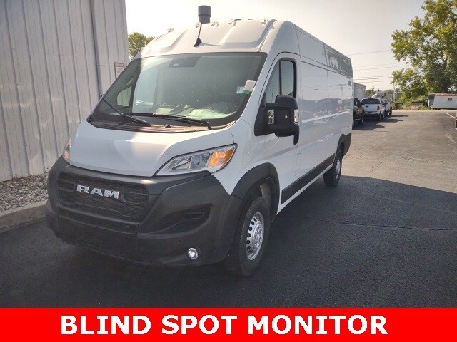 2024 Ram ProMaster 3500 photo 3