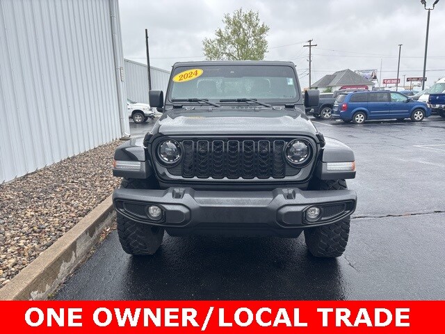 Used 2024 Jeep Gladiator Willys with VIN 1C6HJTAG8RL116546 for sale in Marion, IN