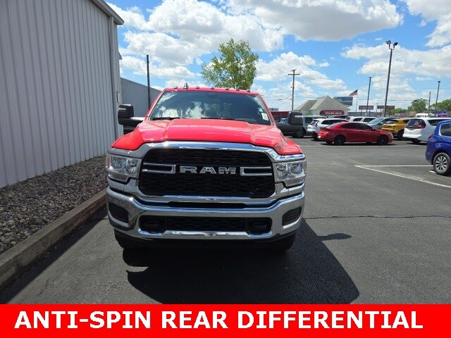 2024 Ram 2500 Tradesman photo 2