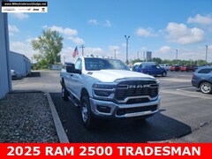 2025 Ram 2500 TRADESMAN REGULAR CAB 4X4 8' BOX Pickup