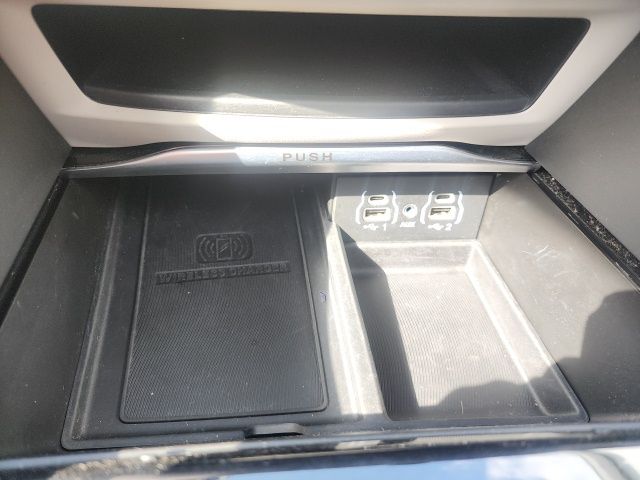 2023 Chrysler Pacifica Limited - Photo 28