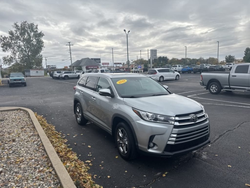 Used 2019 Toyota Highlander Limited SUV