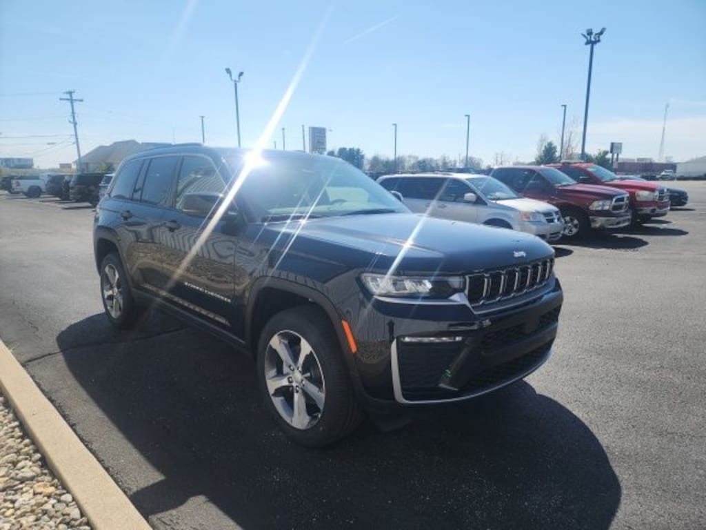 New 2026 Jeep Grand Cherokee LIMITED 4X4 Sport Utility