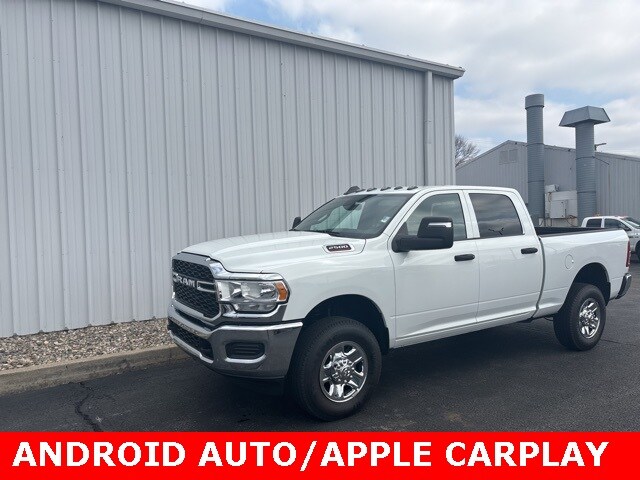 2024 Ram 2500 Tradesman photo 3