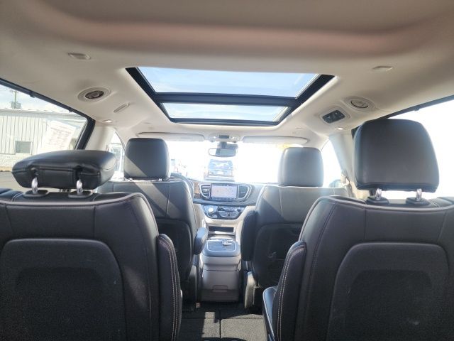 2023 Chrysler Pacifica Limited - Photo 8