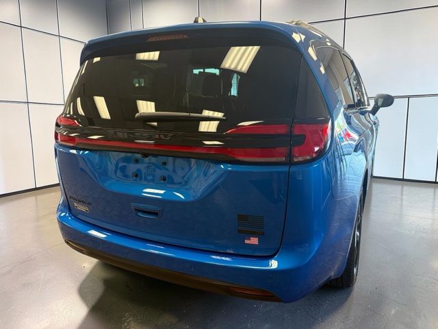 New 2027 Chrysler Pacifica SELECT Passenger Van