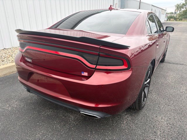 Used 2017 Dodge Charger SXT Sedan