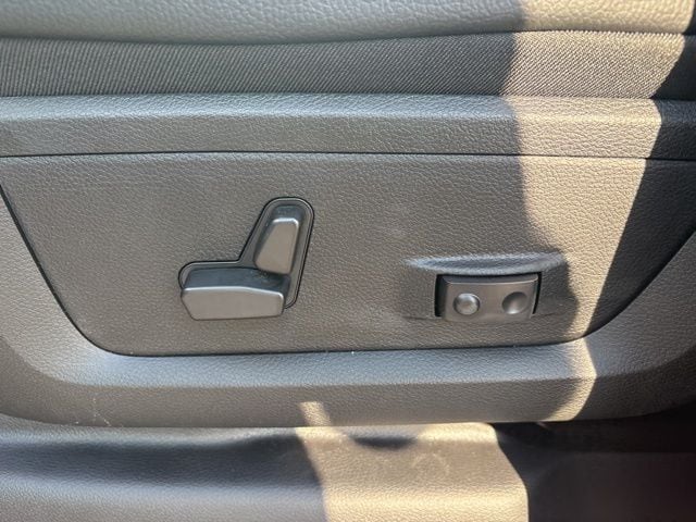 2026 RAM 2500 Laramie - Photo 8