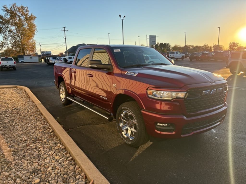 New 2026 Ram 1500 BIG HORN CREW CAB 4X4 5'7 BOX Pickup