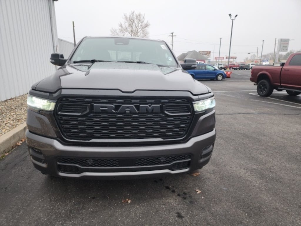 New 2026 Ram 1500 BIG HORN CREW CAB 4X4 5'7 BOX Pickup