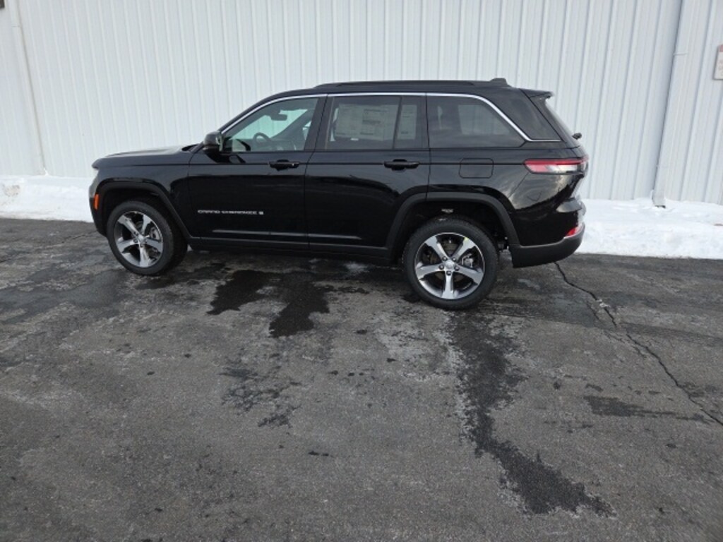 New 2026 Jeep Grand Cherokee LIMITED 4X4 Sport Utility