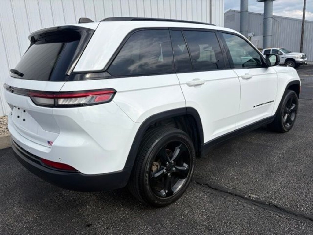 Used 2024 Jeep Grand Cherokee Altitude X SUV