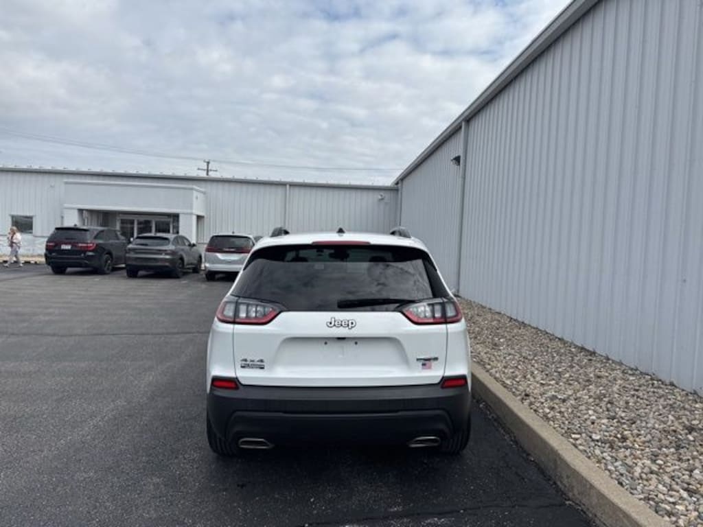 Used 2022 Jeep Cherokee Latitude Lux SUV