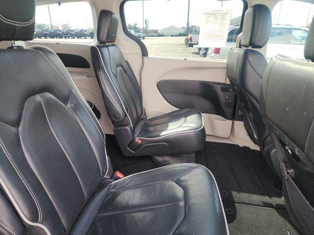 2023 Chrysler Pacifica Limited - Photo 13