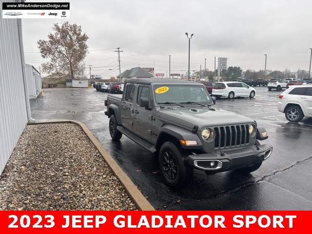 2023 Jeep Gladiator Sport S's photo