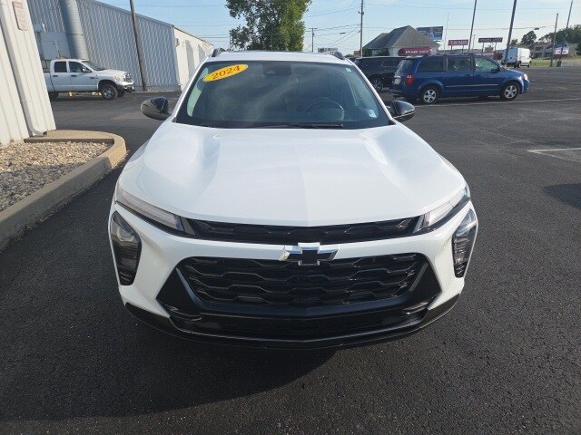 2024 Chevrolet Trax ACTIV photo 2