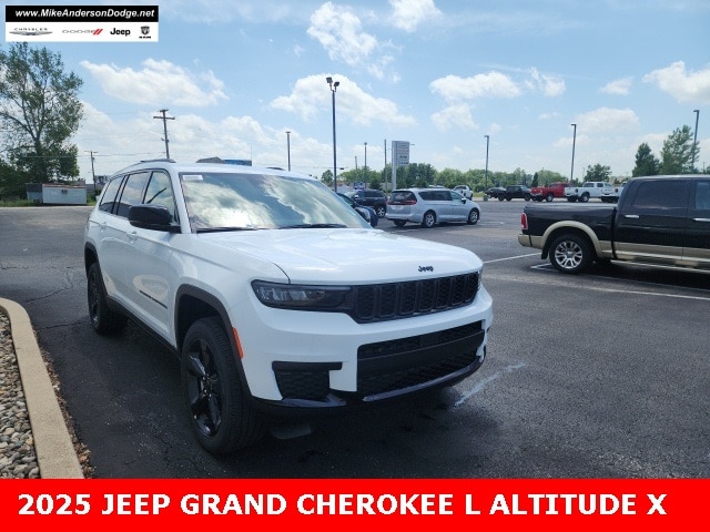 2025 Jeep Grand Cherokee L ALTITUDE X 4X4