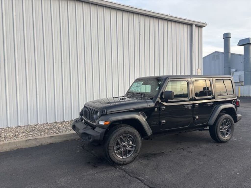 New 2026 Jeep Wrangler 4-DOOR SPORT S Sport Utility