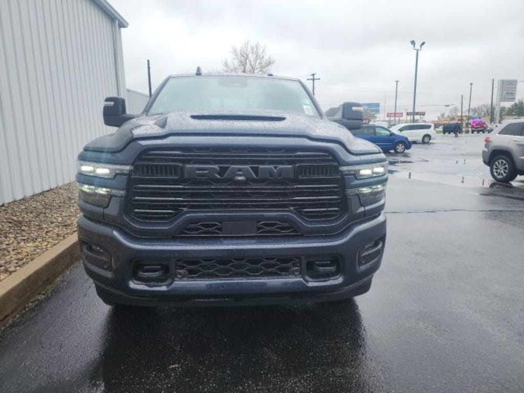New 2026 Ram 2500 LARAMIE CREW CAB 4X4 6'4 BOX Pickup