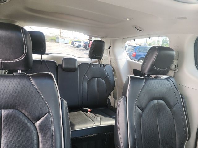 2023 Chrysler Pacifica Limited - Photo 14