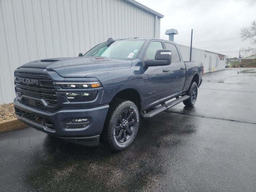 New 2026 Ram 2500 LARAMIE CREW CAB 4X4 6'4 BOX Pickup