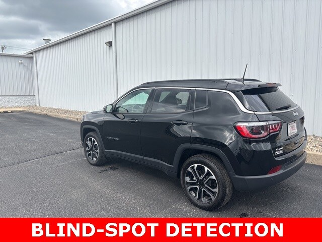 2024 Jeep Compass Limited photo 4