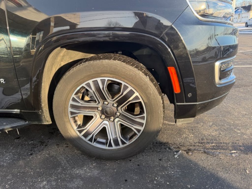 Used 2024 Jeep Wagoneer Series II SUV