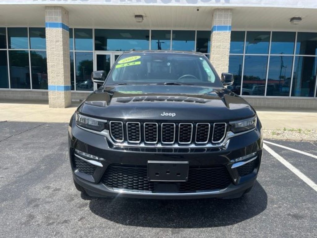 Used 2023 Jeep Grand Cherokee Limited SUV
