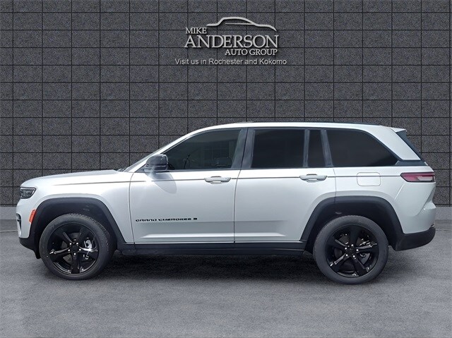 2024 Jeep Grand Cherokee Altitude X photo 2