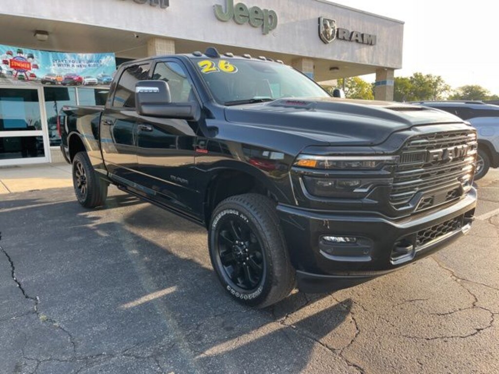 New 2026 Ram 2500 LARAMIE CREW CAB 4X4 6'4 BOX Pickup