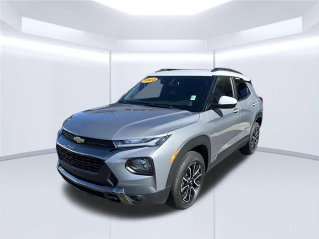 Used 2023 Chevrolet Trailblazer Activ SUV