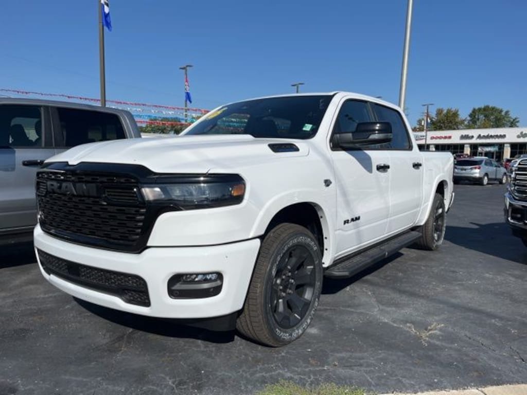 New 2026 Ram 1500 BIG HORN CREW CAB 4X4 5'7 BOX Pickup