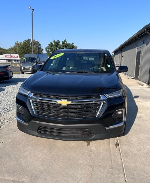 Used 2022 Chevrolet Traverse LS with VIN 1GNERFKW5NJ107313 for sale in Rochester, IN