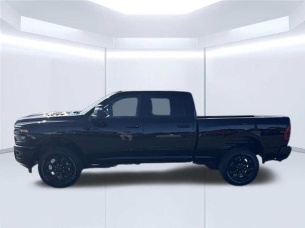 New 2026 Ram 2500 BIG HORN CREW CAB 4X4 6'4 BOX Pickup