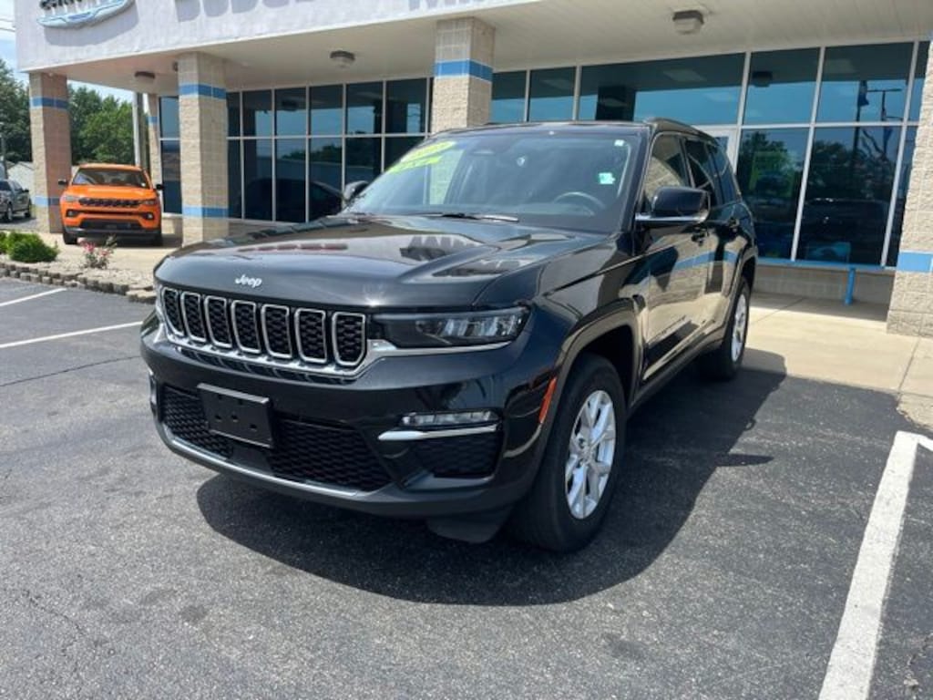 Used 2023 Jeep Grand Cherokee Limited SUV