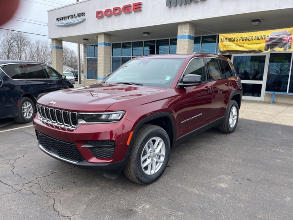 New 2026 Jeep Grand Cherokee LAREDO X 4X4 Sport Utility