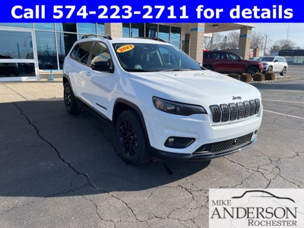 Used 2023 Jeep Cherokee Altitude SUV