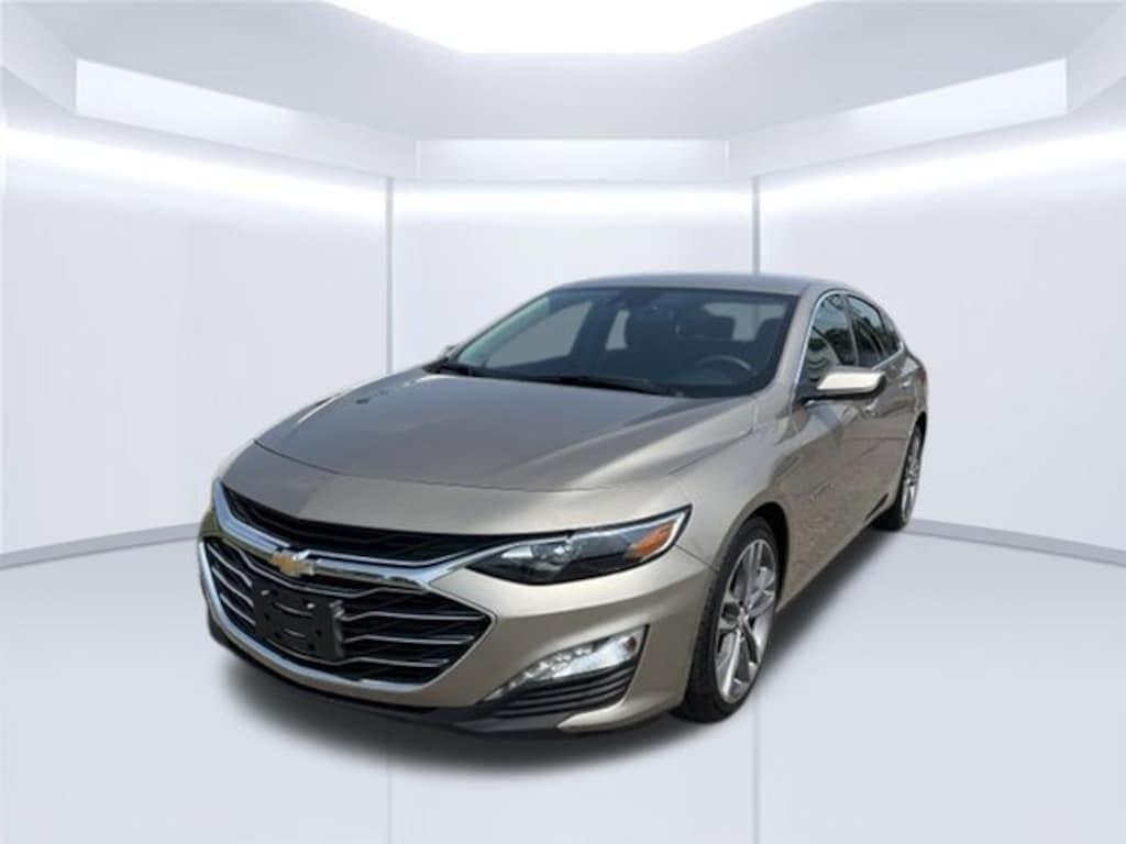 Used 2025 Chevrolet Malibu LT Sedan